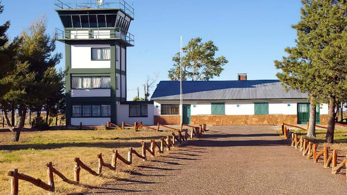 Aeropuerto Zapala, fundamental para incrementar el turismo en la zona. Fuente: (Twitter)