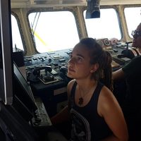 Sea Watch fuerza la política de puertos cerrados en Italia… y entra con 40 migrantes rescatados