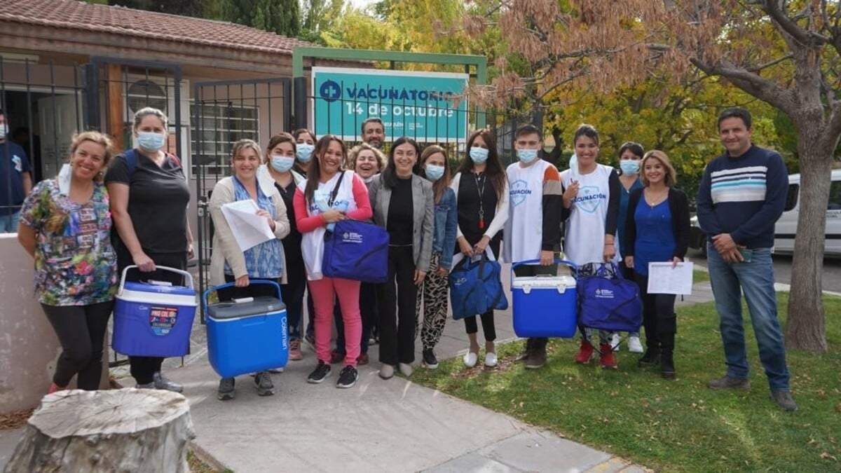 Personal de salud que dará las vacunas. Fuente (Min. Salud de Neuquén)