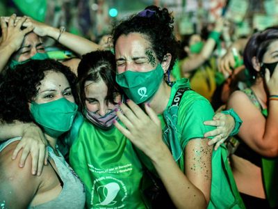 España celebró la aprobación de la IVE en Argentina