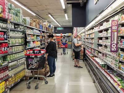 Inflación: en el inicio de julio bajaron sus precios la mitad de los productos de la canasta básica