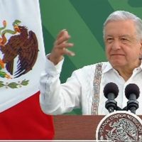 AMLO defiende a Rocío Nahle y pide a Azcárraga que presente pruebas sobre corrupción