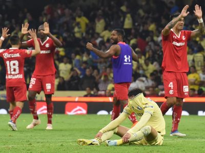 Toluca avanza a la final después de vencer 3-2 en el global al América