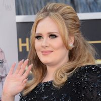 Rompió el silencio: el entrenador de Adele arremetió contra los comentarios por su nueva figura