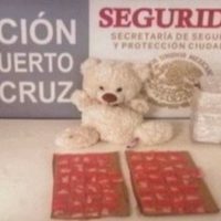 Aseguran en Veracruz 50 dosis de crystal escondidas en un oso de peluche