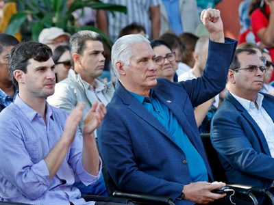 Díaz-Canel dice que conversaciones con EU incluyen a Raúl Castro