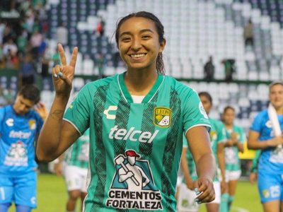 León ofrece llevar al IMSS a su jugadora lesionada Ana Campa