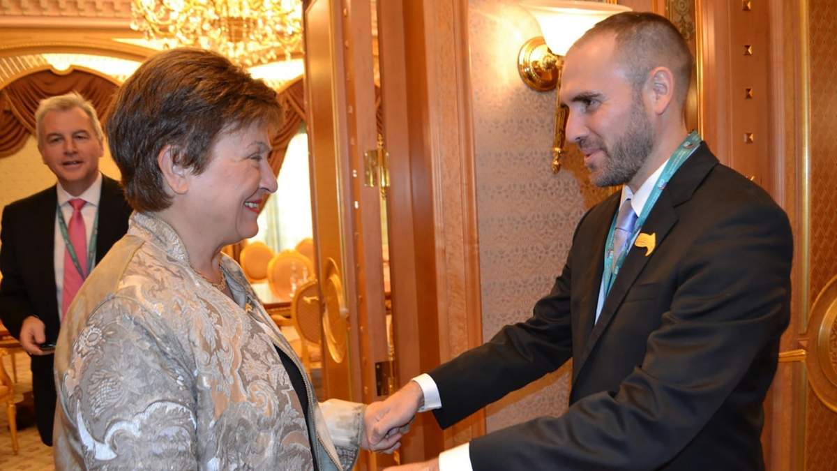 El ministro de Economía Martín Guzmán y la presidenta del FMI, Kristalina Georgieva. Fuente (Twitter)