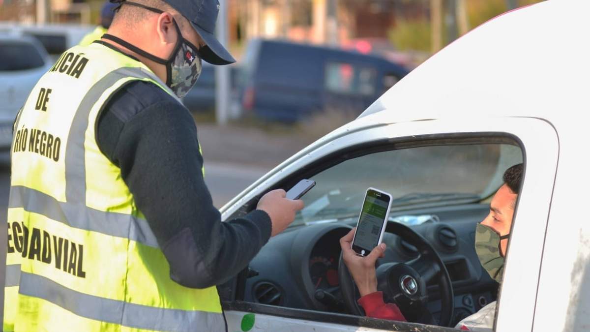 Controles en los ingresos de General Roca. Fuente: (Twitter)