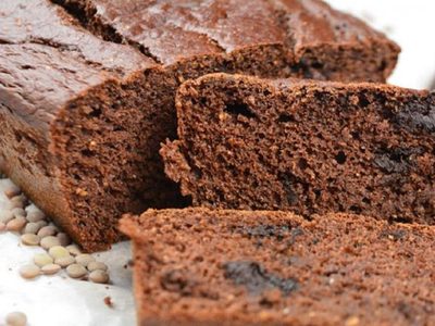 Cuidate sin sufrir y hacé este budín de chocolate y lentejas: nadie va a notar con qué está hecho