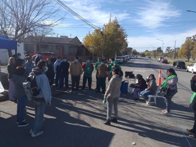 Conflicto en Allen: Trabajo convocó a una reunión de conciliación urgente