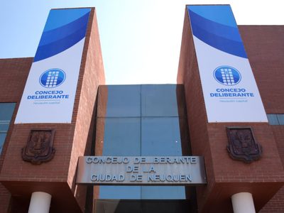 Peláez cuestionó al gobierno municipal porque "contrata personal para sí mismo”
