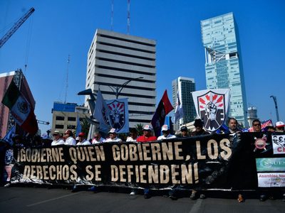 Movilizaciones por el Día del Trabajo concentraron a 80 mil personas en la CDMX (Videos)