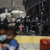 CNDH solicita medidas cautelares para 240 migrantes que fueron deportados de EU