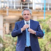 Alberto Fernández entregó la vivienda número 10 mil del programa Casa Propia