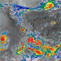 SMN prevé lluvias fuertes e intensas en 16 estados para este lunes