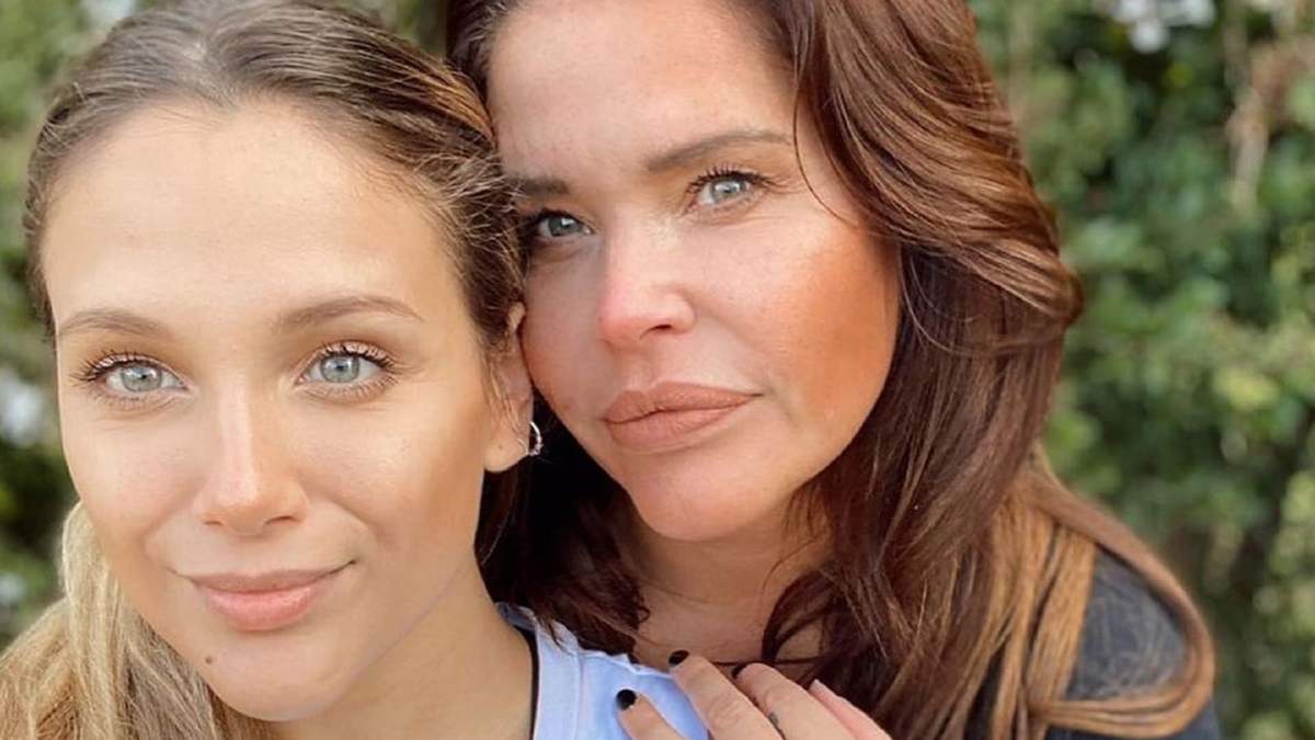 Nazarena y Barbie Vélez. Fuente: (Twitter)