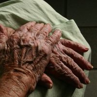 Coronavirus en Argentina: tiene casi 100 años y venció a la enfermedad