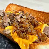 Philly Cheesesteak: la receta del sándwich viral más famoso, típico de EE. UU., que tenés que probar