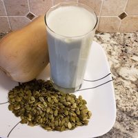 No tires las semillas de calabaza y prepará esta bebida nutritiva, igual que la leche de almendras