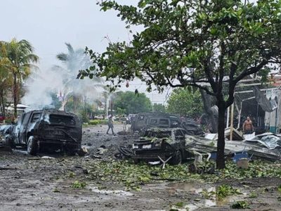 Explosión de coche bomba en Coahuayana, Michoacán, deja al menos dos muertos