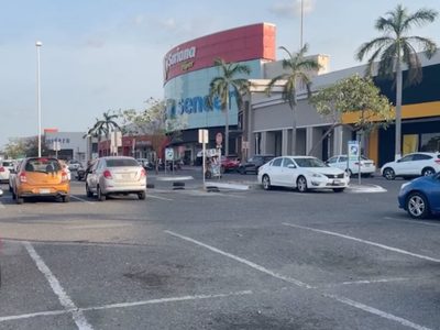 Asesinan a un hombre en el interior de un centro comercial en Villahermosa (Video)