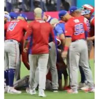 Así fue la lesión de Edwin Díaz en un festejo; se pierde el juego ante México (Videos)
