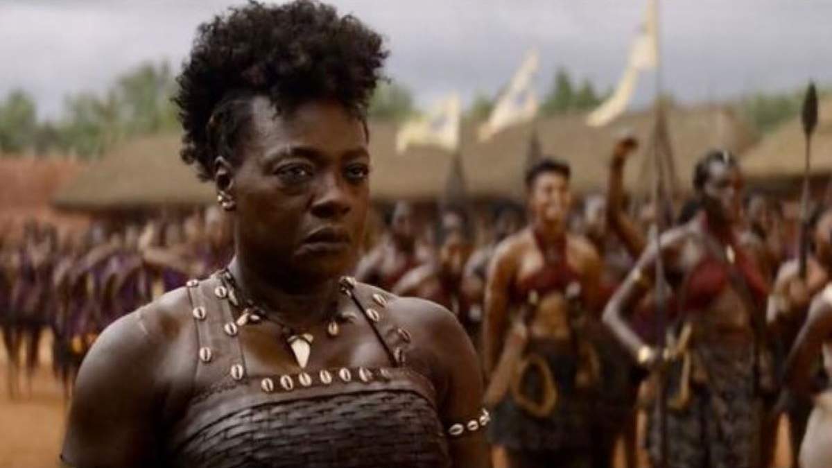 Viola Davis en la película "La Mujer Rey"