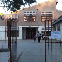 Responsabilizan al gobernador y a Llancafilo de la explosión y rotura del termotanque del CPEM 34