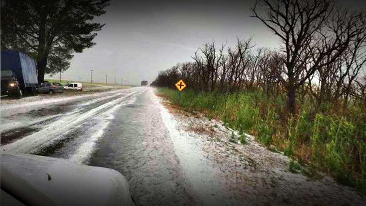 Alerta meteorológica por lluvias, granizo y vientos. Fuente: (Twitter)