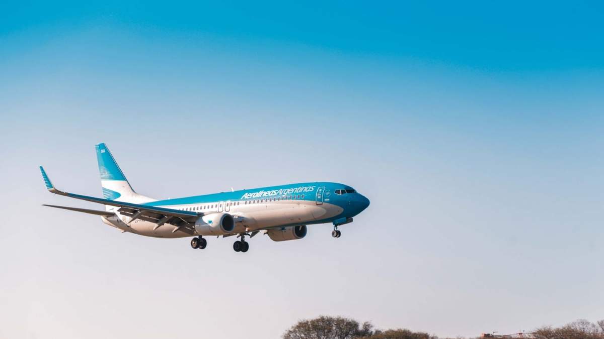 La aerolínea de bandera confirmó la conectividad con Neuquén y Chapelco. Fuente (X)