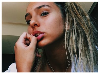 Frente al espejo: Juanita Tinelli enloqueció a sus seguidores con esta postal