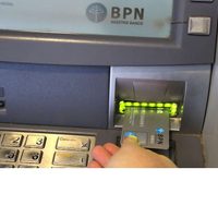 Un joven denunció que vaciaron la cuenta bancaria de su abuela