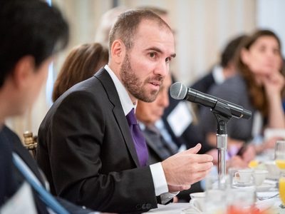 La llegada de una contraoferta de los acreedores de la deuda y la respuesta del Gobierno