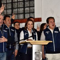 "Voy a acabar con los compadrazgos", dice Vázquez Mota al iniciar su campaña en Atlacomulco
