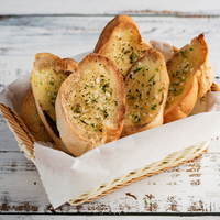 Pan de ajo y queso: bajo en calorías y súper delicioso para comer sin culpa