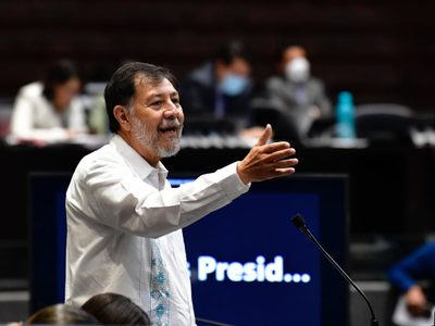 "Fue redistribución de la riqueza": se burlan de Fernández Noroña tras denuncia de asalto
