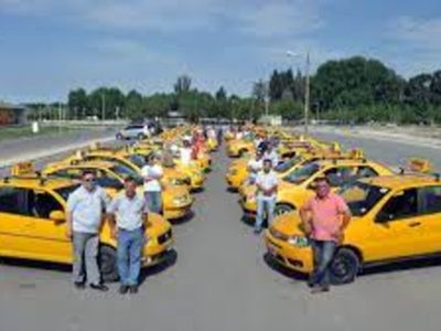 La comisión de servicios públicos de Neuquén sigue con el debate por el servicio de taxis