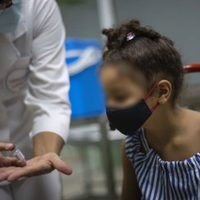 Cuba ya aplica la vacuna contra el covid-19 a niños y adolescentes