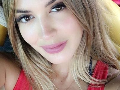 "¡Rasgada entera!" Shannon De Lima festejó a lo grande con una remera que dejó ver de más