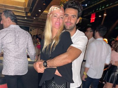Nicole Neumann y Manuel Urcera lo dieron todo con un apasionado video frente al espejo