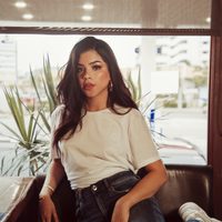 Tiemblan los haters: Kenia Os superó el millón de reproducciones con su último cover