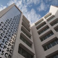 Integra la UNAM comité para atender conflicto por edificio de la FCPyS