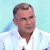 Jorge Javier Vázquez se inspira en Isabel Pantoja y escribe unas contundentes líneas en su honor
