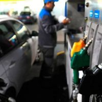 Advierten por desabastecimiento de combustibles en Neuquén y Río Negro
