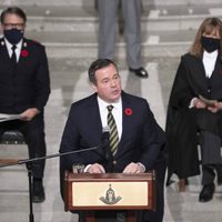 Despiden en Canadá a funcionarios que tomaron vacaciones pese a la pandemia