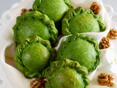 Empanadas con masa de espinaca en licuadora y sin amasar: una versión saludable, facil y deliciosa