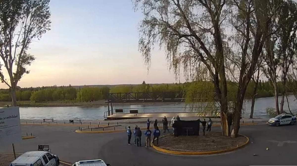 Paseo de Costa del rio Limay. Fuente: (Municipio de Neuquén)