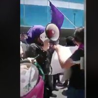 Feministas que exigían justicia para Michelle son sacadas a empujones de la Fiscalía de Puebla
