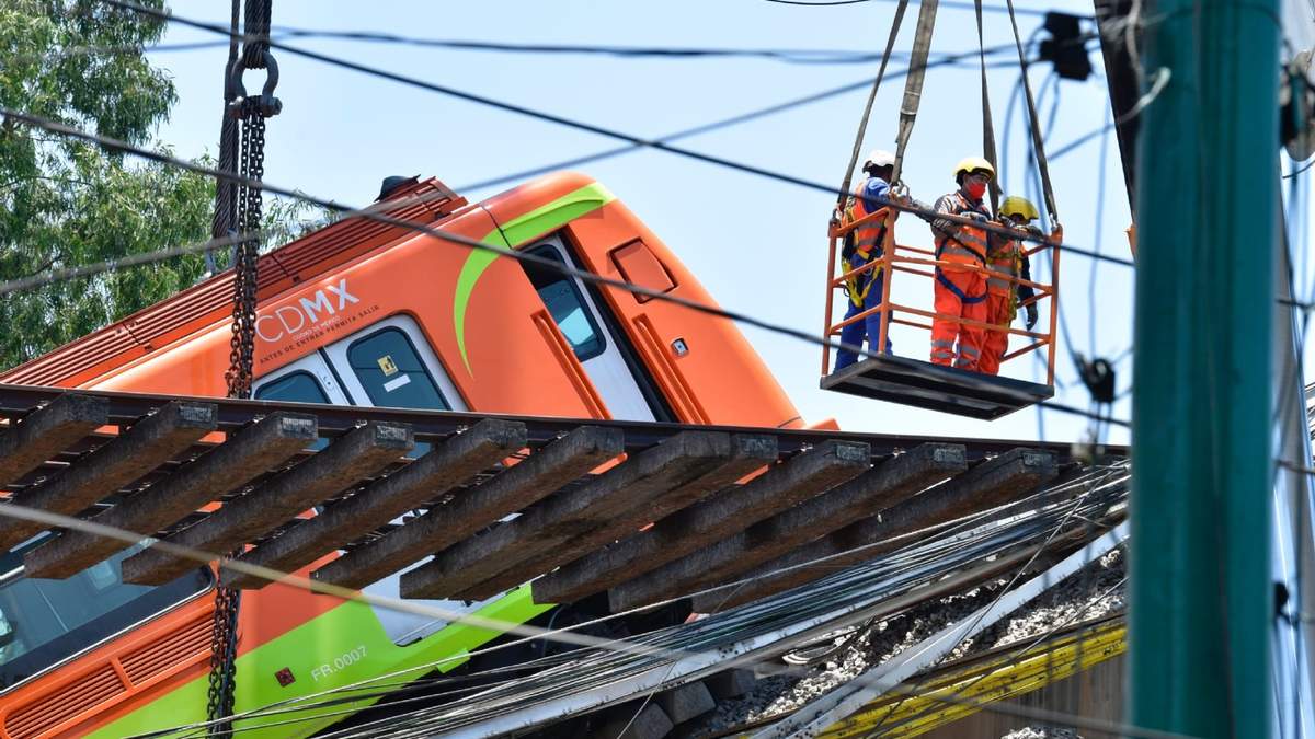 Labores de remoción del Metro de la Línea 12